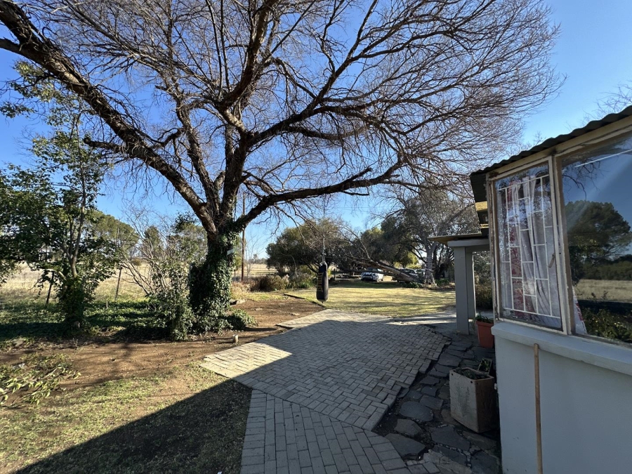 9 Bedroom Property for Sale in Bloemspruit Free State